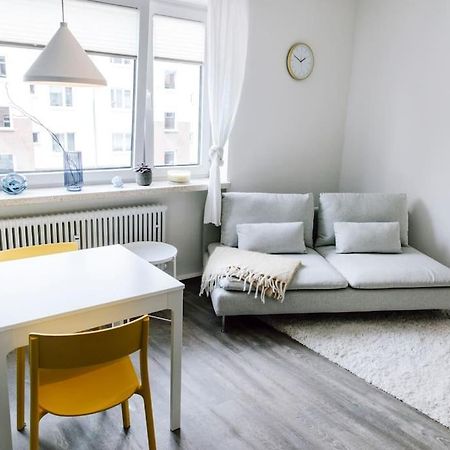 Mitten Im Zentrum Mit 24H Check-In Kiel Luaran gambar