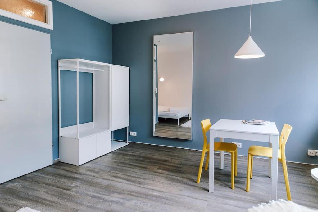 Mitten Im Zentrum Mit 24H Check-In Kiel Luaran gambar